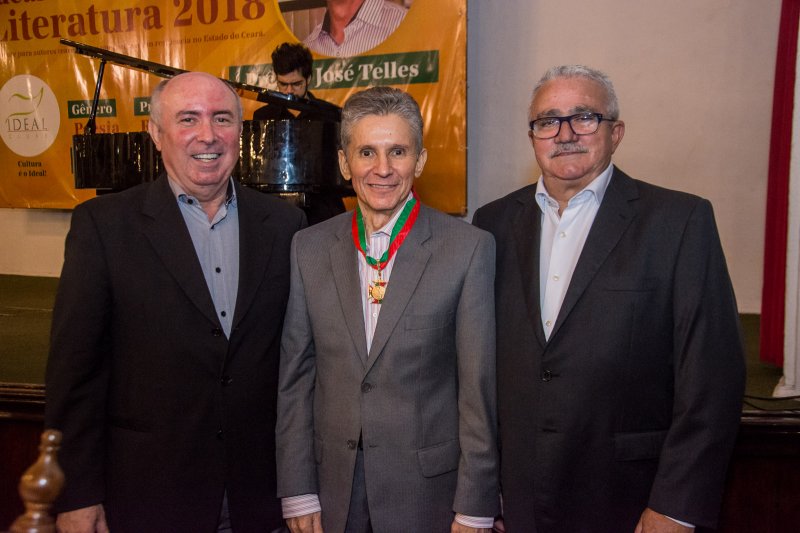 Pádua Lopes é homenageado com a Comenda da Ordem do Mérito Cultural Ideal Clube 2018