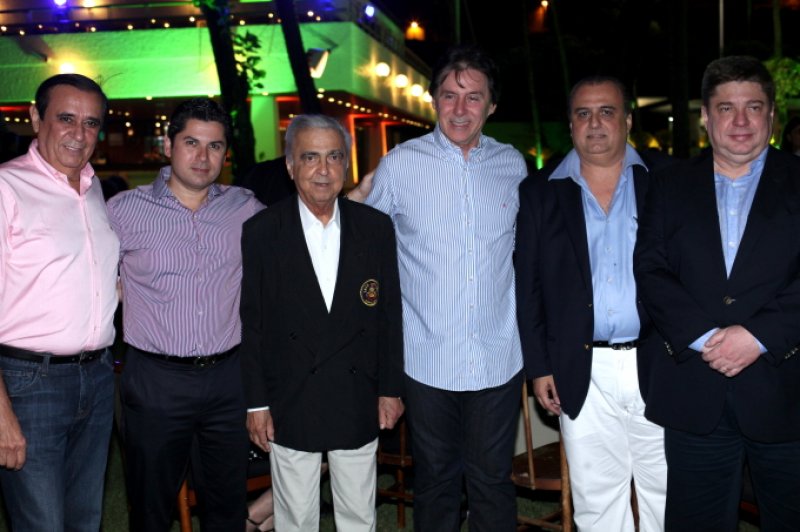 60 years old - Max Câmara pilota comemoração do 60º aniversário do Iate Clube de Fortaleza