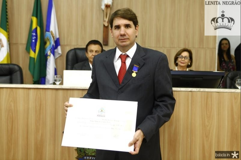 Josué de Castro Neto recebe Medalha Boticário Ferreira