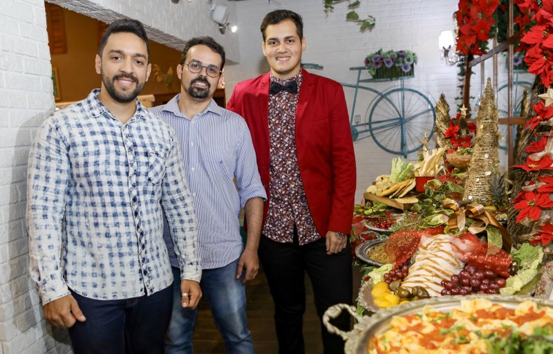 Toca Fina Cozinha e Sablé Diamant reúnem convidados especiais para apresentar as delícias do Natal