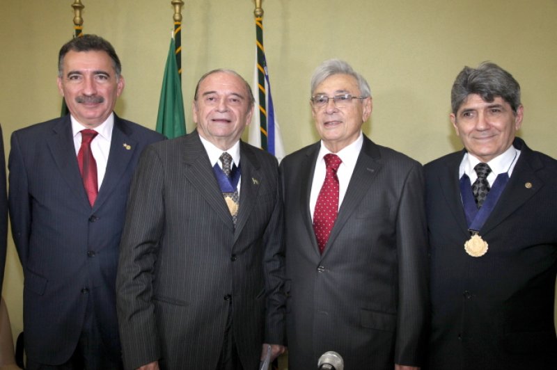 Superprestigiada! Foi assim a posse de Ednilo Soárez na presidência do Instituto do Ceará