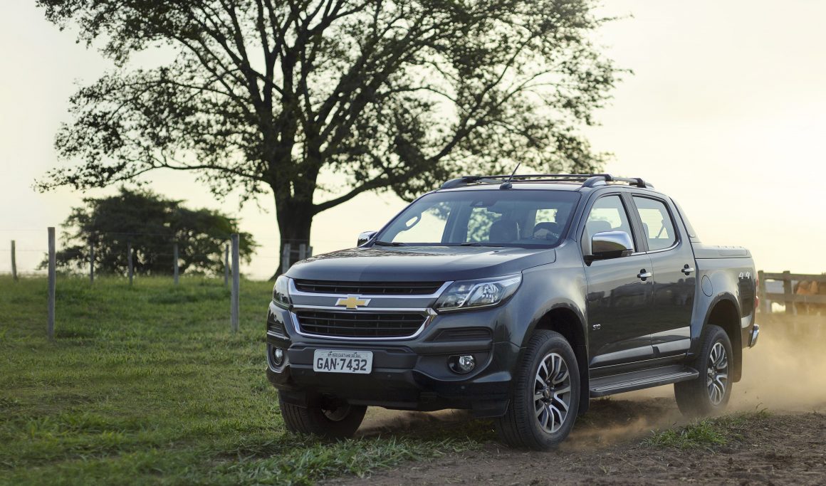 Picape S10, da Chevrolet, reforça pacote de segurança na linha 2019