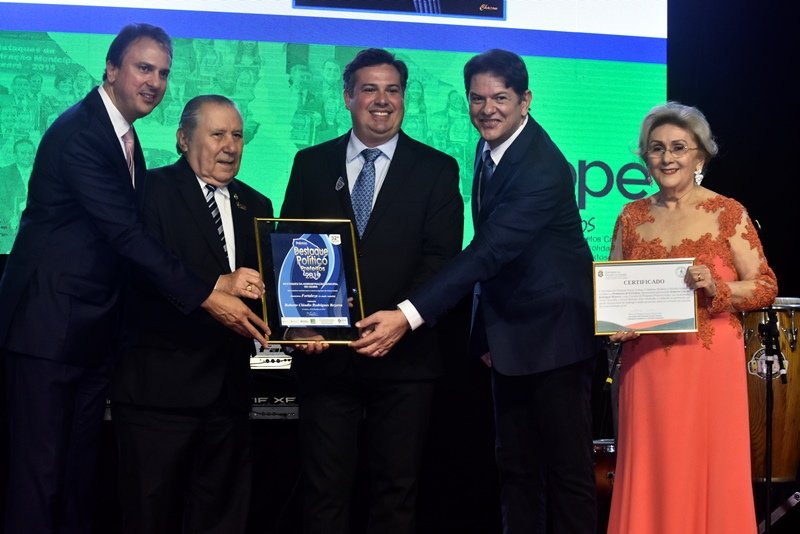 Prêmio Destaque Político Prefeitos 2019 premia os "melhores" gestores municipais