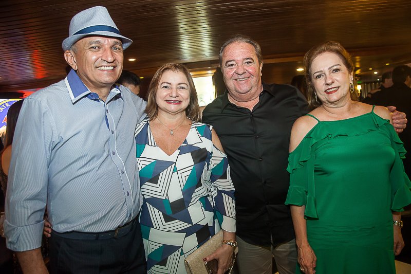 Festa 'Remember Éden Clube' marca a reabertura do Piano Bar, no Iate Clube de Fortaleza