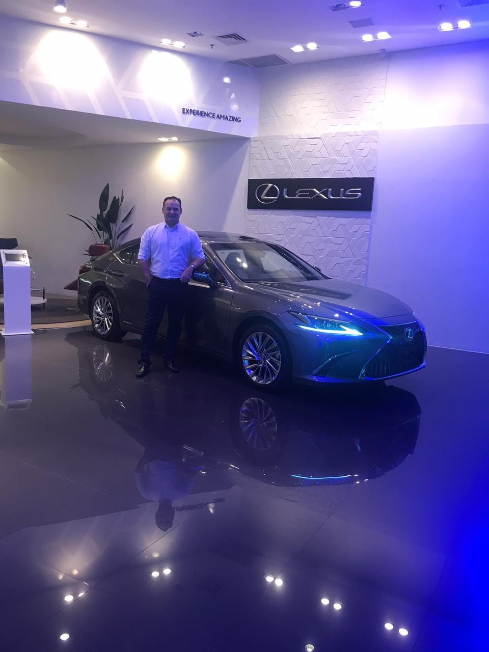 Cobiçado, sedan de luxo já desembarcou na Lexus Fortaleza. Venha saber qual modelo é