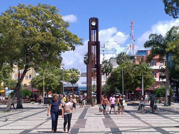 Assis Cavalcante anuncia campanha que sorteará uma casa e dois caminhões de prêmios