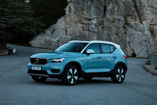 Como carro de entrada, Volvo Cars lança no Brasil o XC40 T4