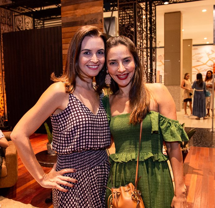 Liana Ximenes E Lara Romcy