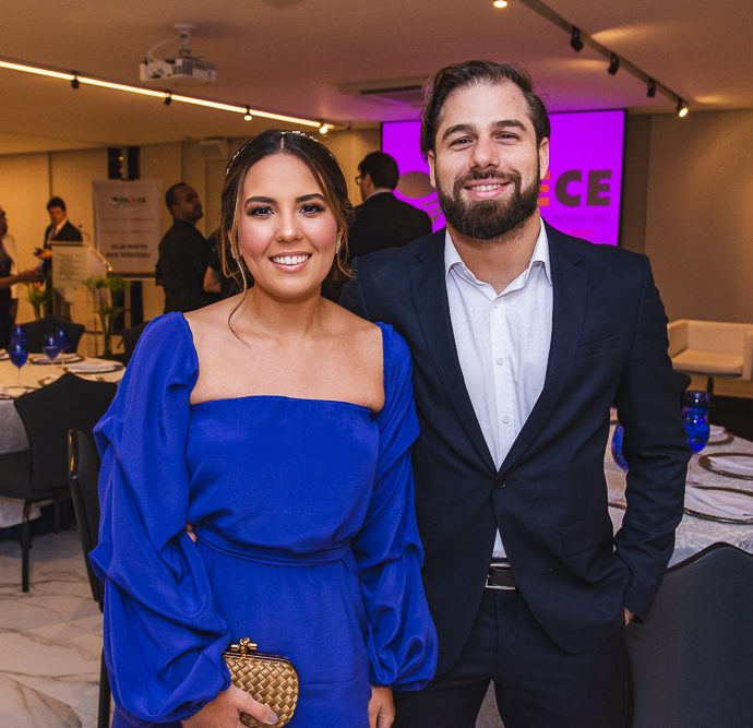 Marcela Abreu E Davi Holanda