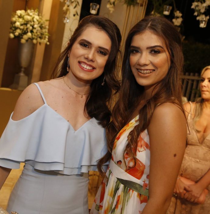 Mariana Montenegro E Aline Correa