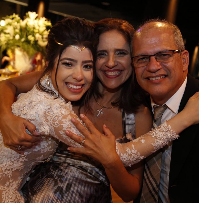 Rayssa Cavalcante, Lisiane E Milton Fernandes