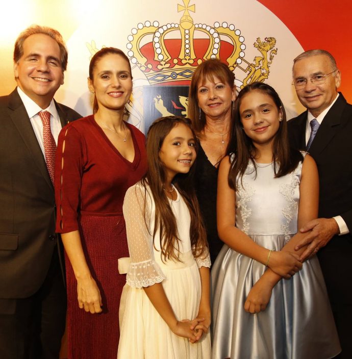 Ricardo, Manoela, Sara E Maria Bacelar, Lajana E Carlos Paiva