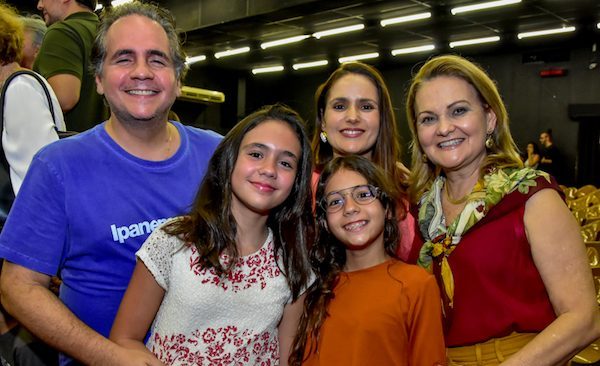 Ricardo, Maria E Sarah Bacelar, Manoela E Lenise Queiroz