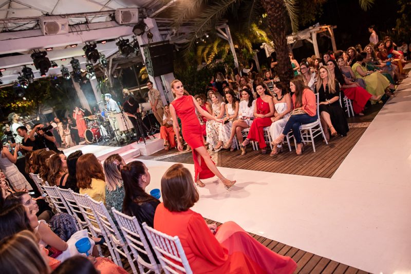 Sou Lenita, Sou Brasil - Lenita apresenta coleção alto verão com desfile especial e show do Grupo Sambô