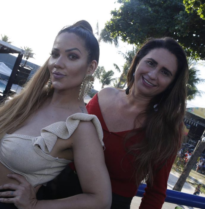 Clara Martoti E Karla Gomes