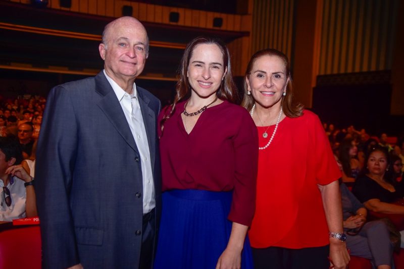 Lauro, Bia E Beatriz Fiuza