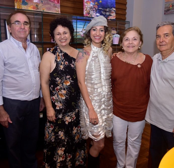 Maurilio De Holanda, Maira Capistrano, Maiara Capistrano, Célia Vilar, Eduardo Vilar