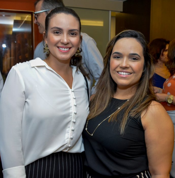 Erica Lucena E Rebeka Chaves