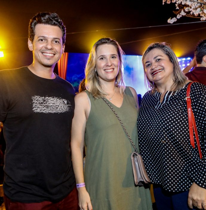 Felipe Brasileiro, Natalia Brasileiro E Marilaque Queiroz