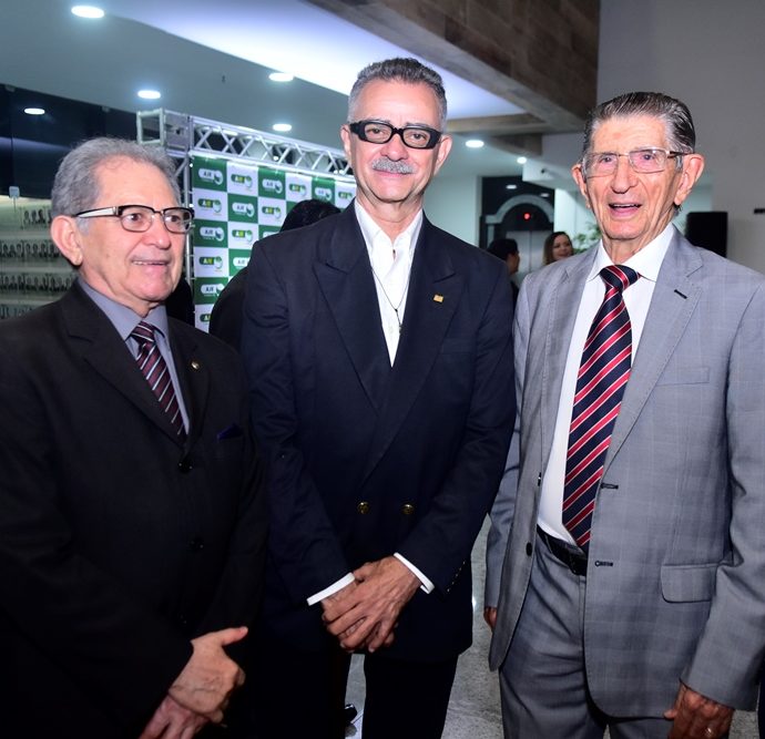 João Araújo Sobrinho, Maia Júnior, Alberto Fárias