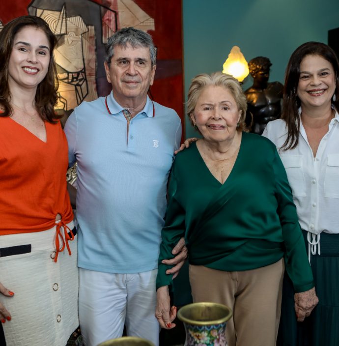 Marcia, Marcio, Elenir E Marilia Tavora