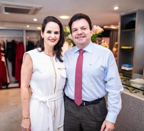 Adriana Miranda e Fernando Ferrer dão start às comemorações da nova idade deles em Nova York