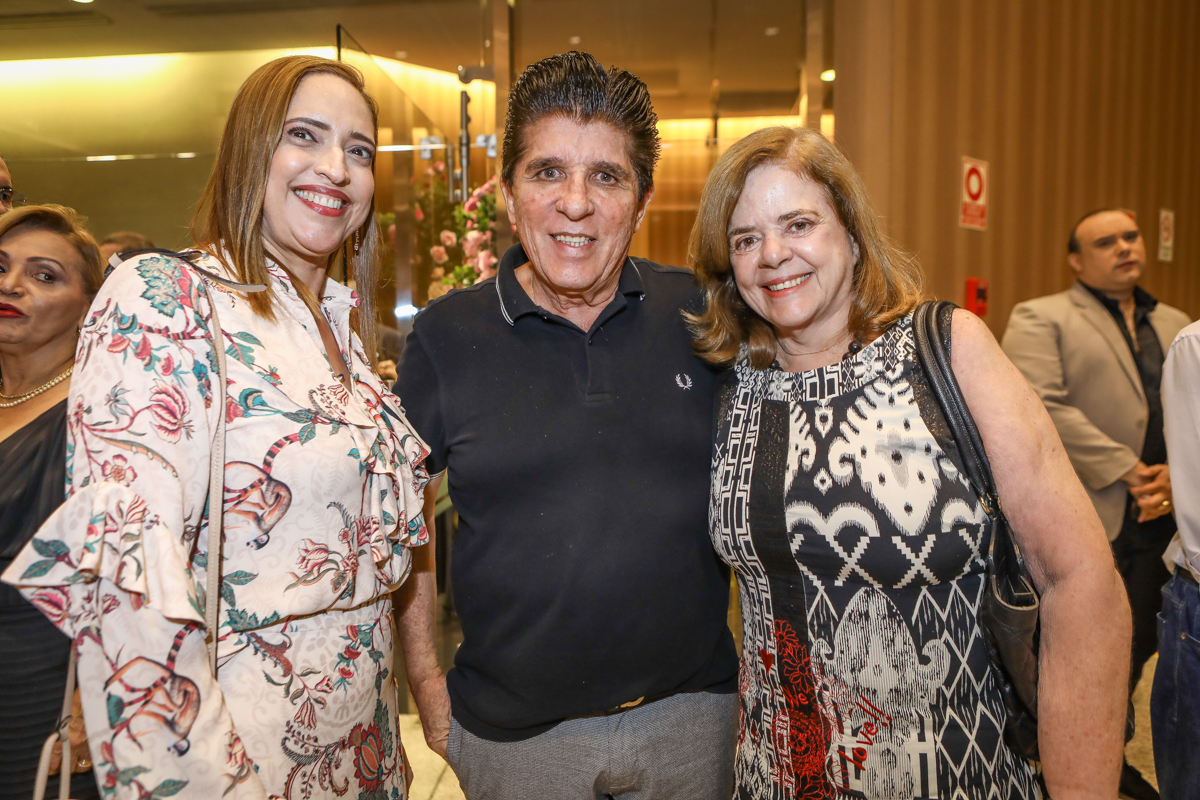 Ana Claudia Canamary, Dito Machado E Roseane Medeiros