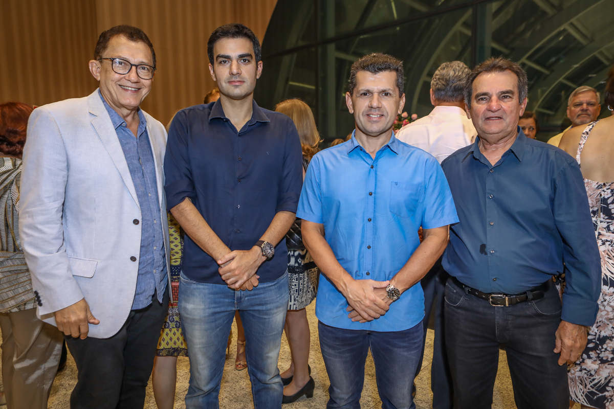 Elpidio Nogueira, Rodrigo Nogueira, Erick Vasconcelos E Felipe Nothinghan (2)