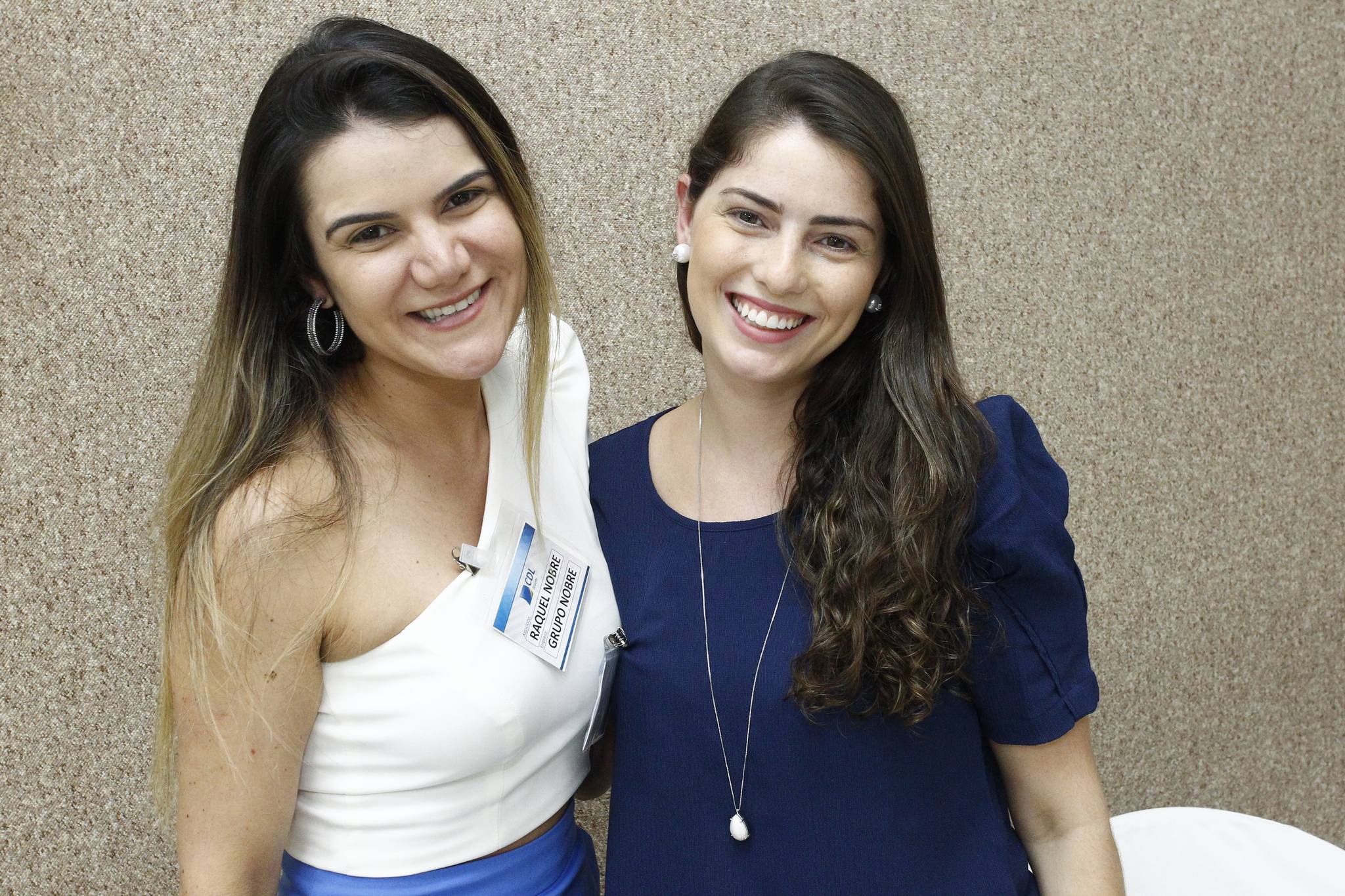 Raquel Nobre E Lais Zavattieri