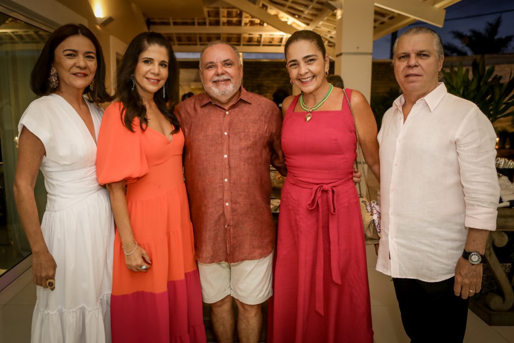 Guiomar Feitosa, Maria Lucia E Pedro Carapeba, Giana E Claudio Studart