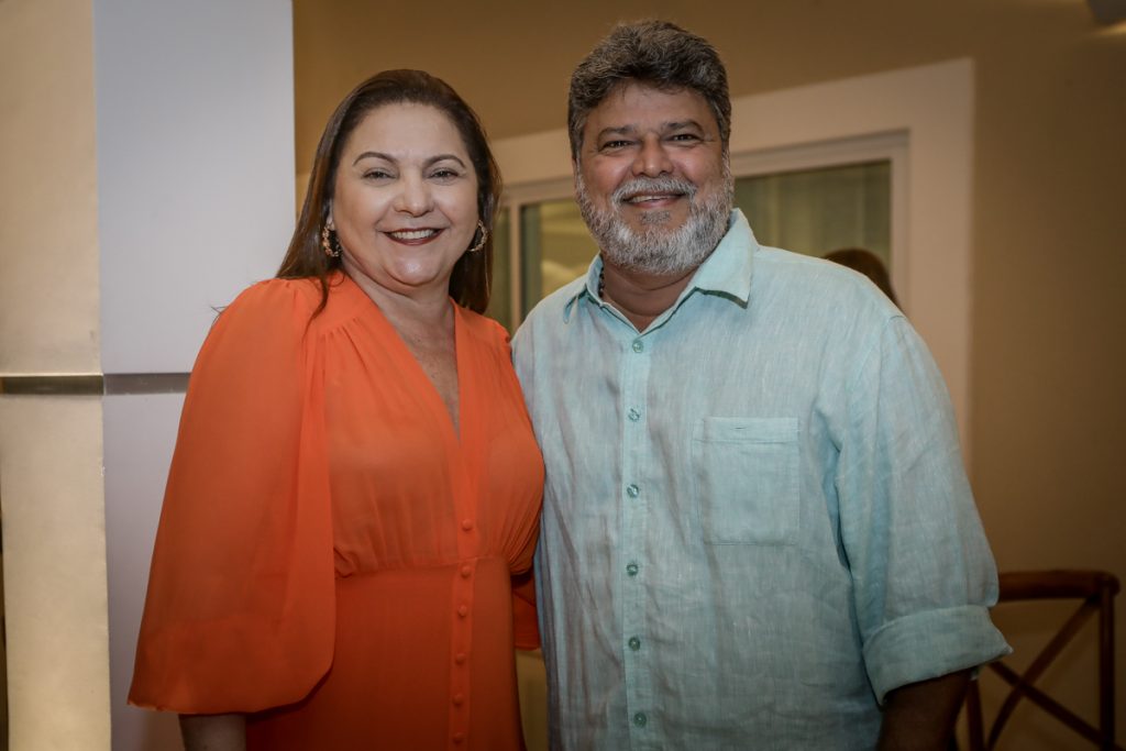 Lili E Colombo Cialdini