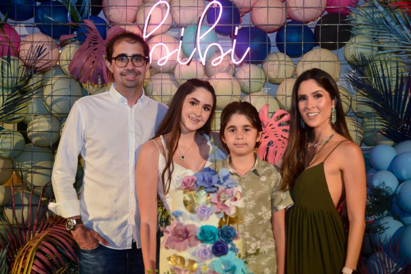 Pedro, Bibi, Pedro E Manoela De Castro (1)