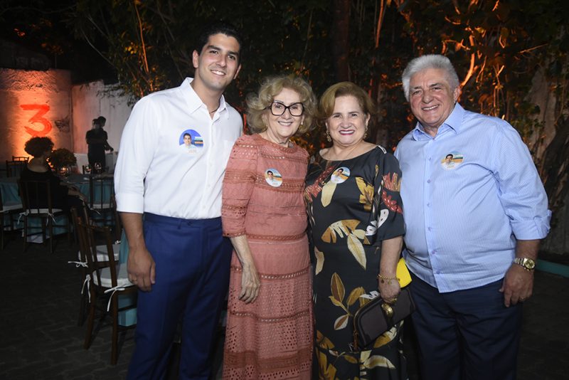 Pedro E Socorro França, Auicélia E Deusmar Queirós