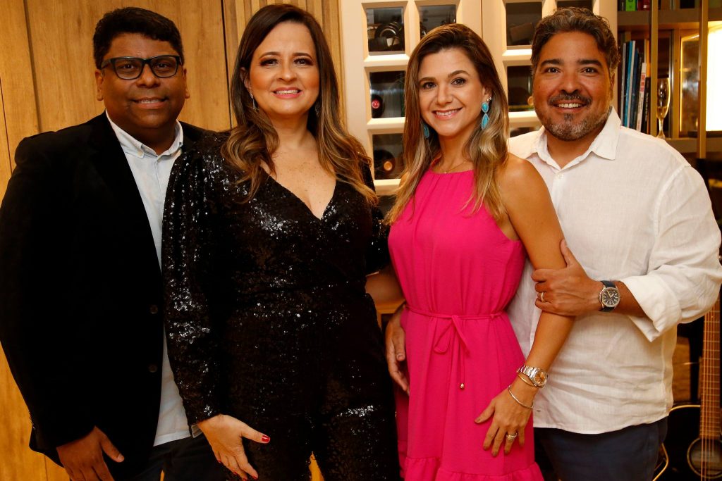 Jose Roberto E Mychele Sampaio, Aline E Leandro Vasquez