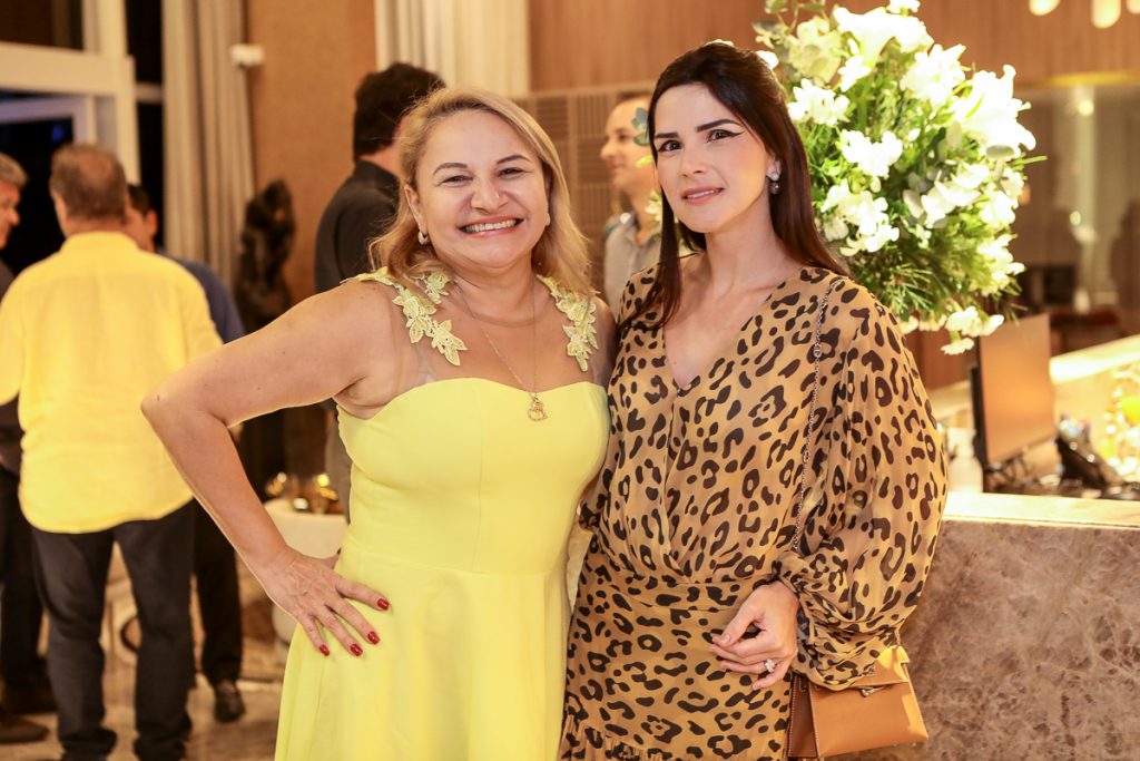 Elenita Castro E Marilia Vasconcelos