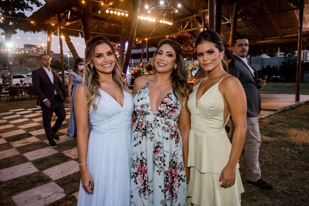 Ana Karolina Cavalcante, Thaina Borges E Bia Oliveda