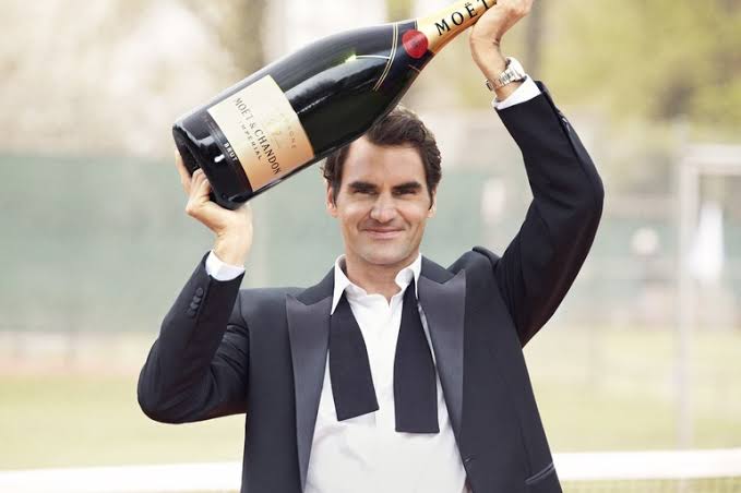 Roger Federer estrela série da Moët & Chandon e apresenta os bastidores da produção da champagne