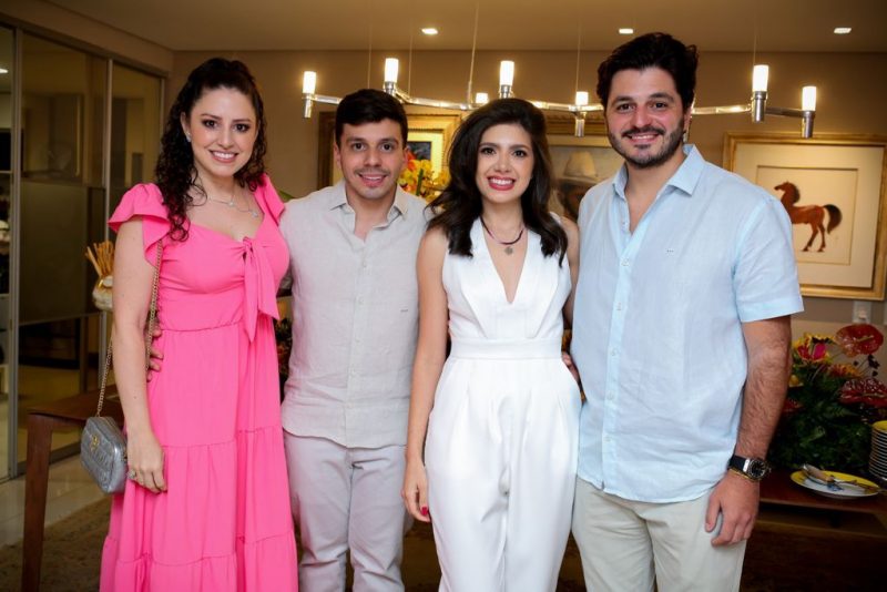 Celebrando o amor - Camille Bezerra e Edmar Feitosa Neto recebem seus padrinhos de casamento para sunset especial