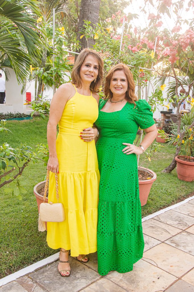 Ana Clara Ferreira Gomes E Vaneska Bezerra