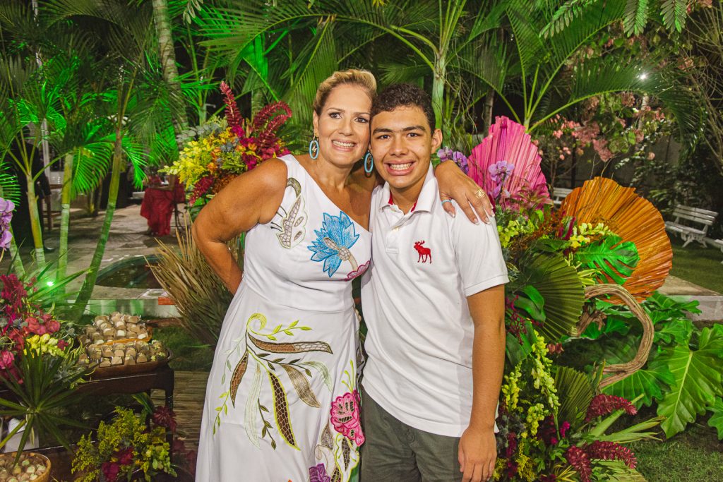 Marcia Peixoto E Gabriel Wayne