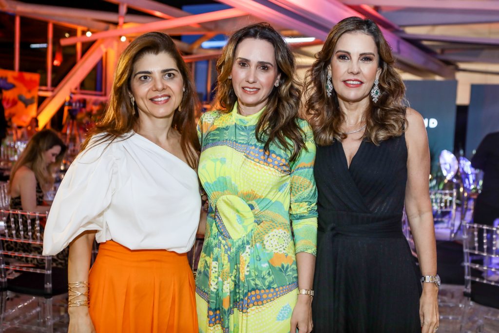 Rilka Bezerra, Roberta E Rosele Nogueira