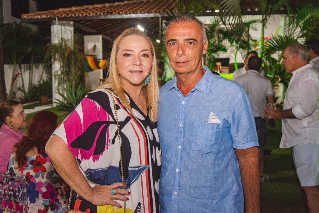 Sandra Fujita E Rogerio Torres