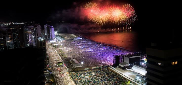 Fim de ano promissor e com cautela.