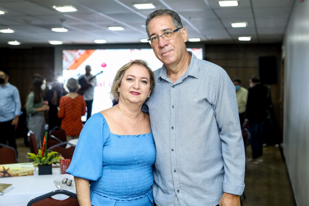 Iany Bessa E Arnaldo Menezes