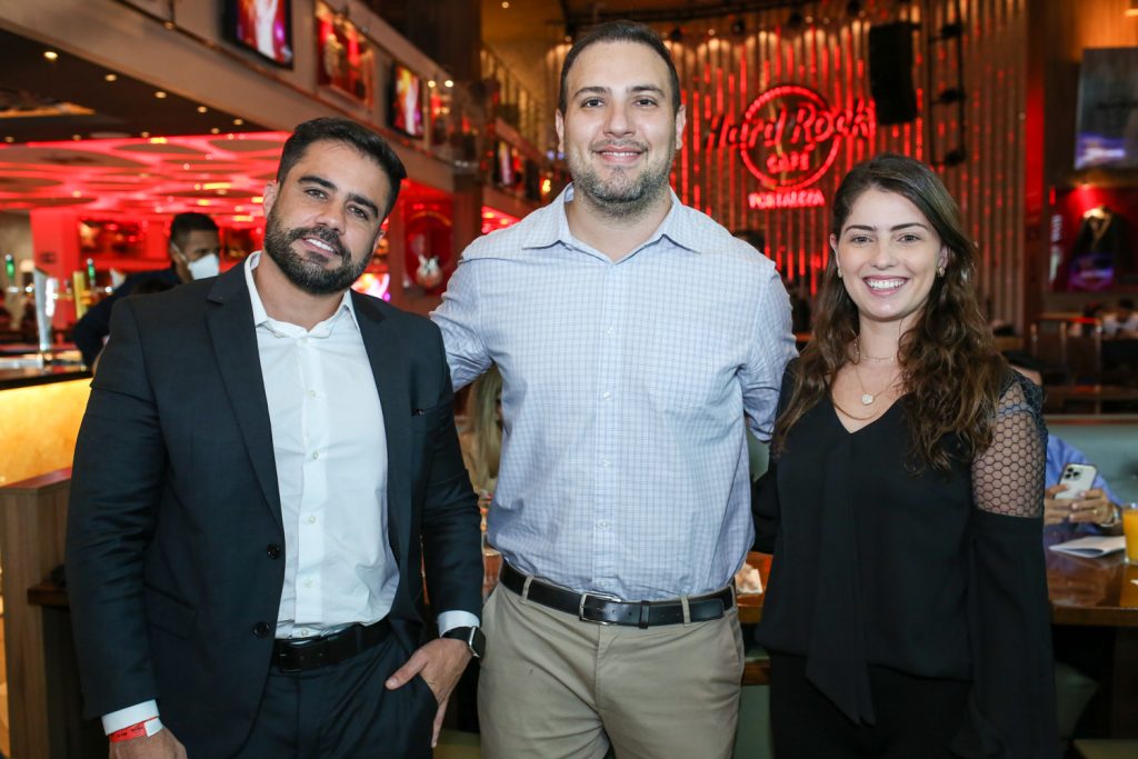 Helder Braga, Raony Paula Pessoa E Lais Zavattri