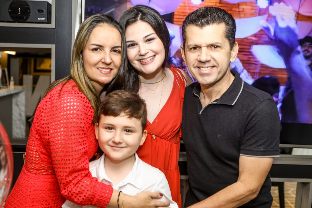 Raquel, Erick Beatrice E Erick Vasconcelos (5)