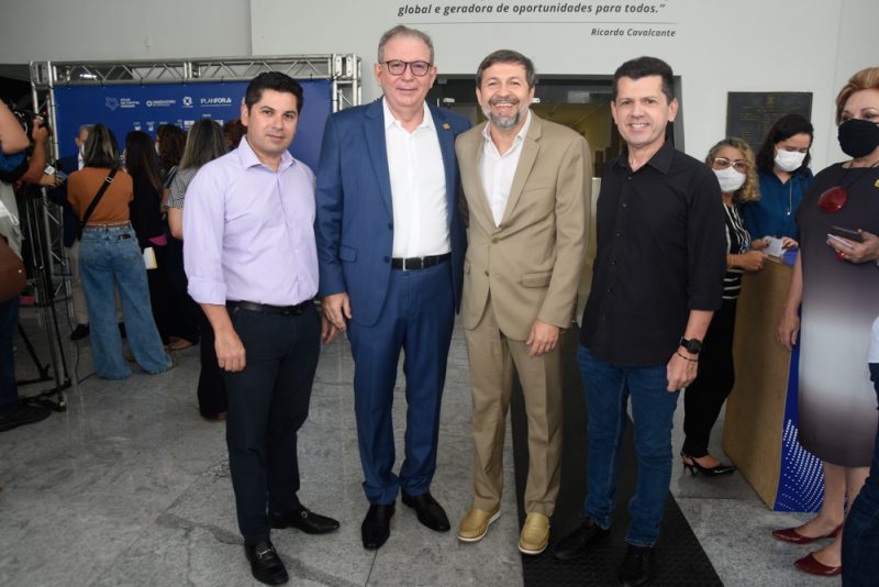 Casa da Indústria - Superprestigiado. Foi assim o lançamento do Atlas do Capital Humano de Fortaleza