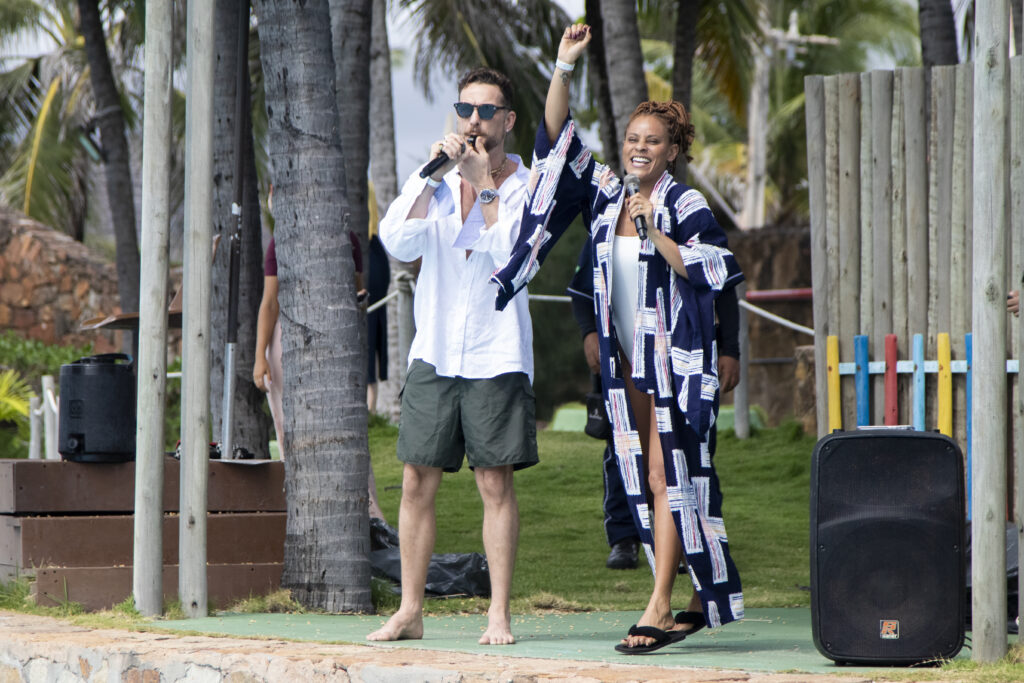 Beach Park sedia Maior Aula de Natação do Mundo. Confira como foi!