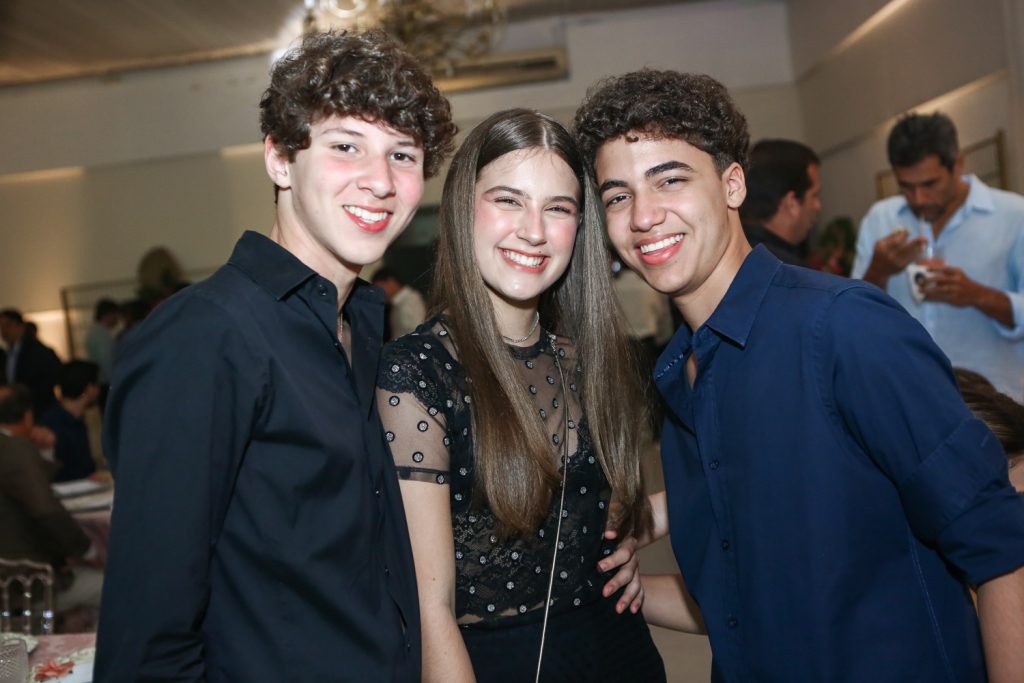 Andre Albuquerque, Leticia Petrone E Matheus Machado