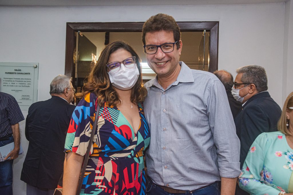 Helena Martins E Renato Roseno